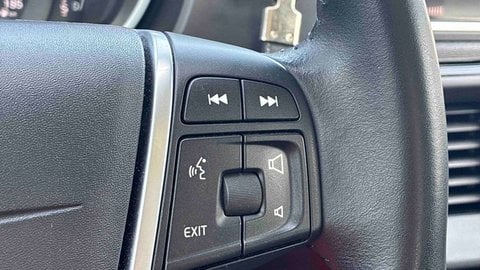 Voitures D'occasion À Toulouse | Volvo V40 D2 Adblue 120 Ch Geartronic 6 Momentum 5P