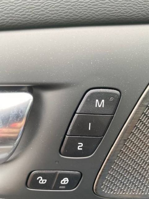 Voitures D'0Km À Saint Avit | Volvo V60 B4 197 Ch Dct7 Ultra Style Dark 4P