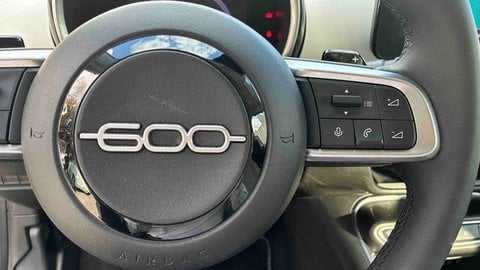 Voitures D'occasion À Libourne | Fiat 600 1.2 Hybrid 100Ch Dct6 La Prima 5P