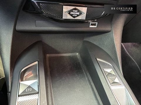 Voitures D'occasion À Lescar | Ds Ds 3 Ds3 Crossback Bluehdi 130 Eat8 Louvre 5P