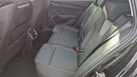 Voitures D'occasion À Tarbes | Škoda Octavia Break Combi 2.0 Tdi 150 Ch Scr Dsg7 Selection 5P