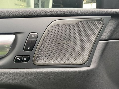 Voitures D'occasion À Labège | Volvo Xc60 Ii B4 197 Ch Geartronic 8 Ultimate Style Dark 5P