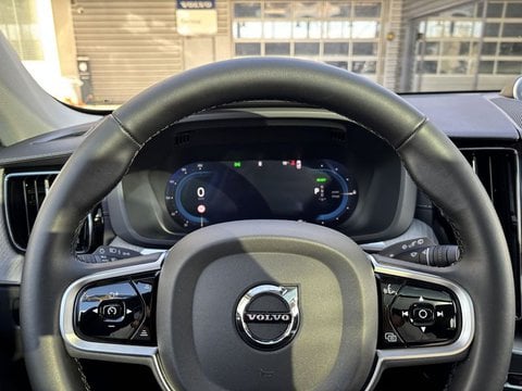 Voitures D'occasion À Labège | Volvo Xc60 T6 Awd Hybride Rechargeable 253 Ch+145 Ch Geartronic ...