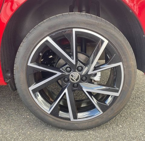 Voitures D'occasion À Lescar | Škoda Kamiq 1.0 Tsi Evo 110 Ch Dsg7 Monte-Carlo 5P