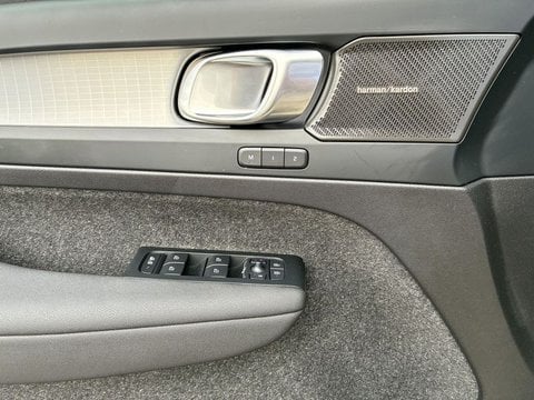 Voitures D'0Km À Lescar | Volvo Xc40 B3 163 Ch Dct7 Black Edition 5P