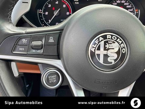 Voitures D'occasion À Libourne | Alfa Romeo Giulia 2.2 180 Ch At8 Lusso 4P