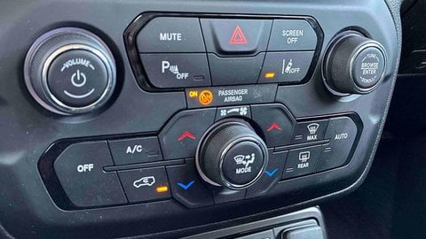 Voitures D'occasion À Mérignac | Jeep Renegade 1.6 L Multijet 120 Ch Bvr6 Brooklyn Edition 5P