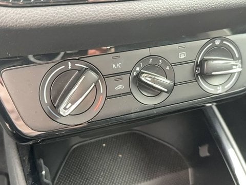 Voitures D'occasion À Tarbes | Škoda Fabia 1.0 Tsi 95 Ch Evo 2 Bvm5 Selection 5P
