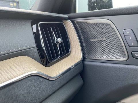 Voitures D'0Km À Toulouse | Volvo Xc60 T6 Awd Hybride Rechargeable 253 Ch+145 Ch Geartronic 8 Ul...