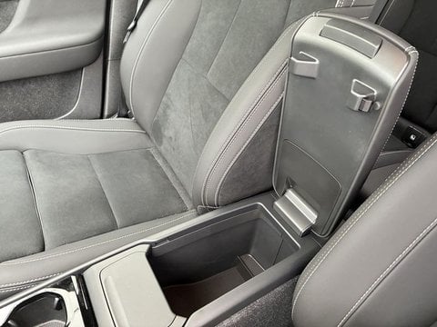 Voitures D'0Km À Lescar | Volvo Xc40 B3 163 Ch Dct7 Black Edition 5P