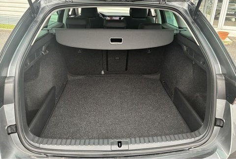 Voitures D'occasion À Lescar | Škoda Octavia Combi 2.0 Tdi 150 Ch Scr Dsg7 Selection 5P