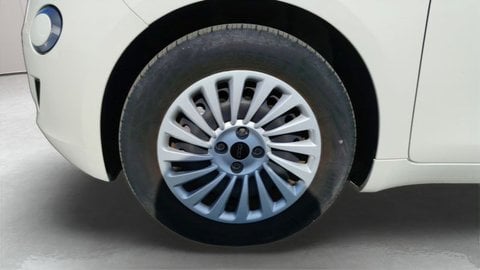 Voitures D'occasion À Villenave-D'ornon | Fiat 500 500E Berline E 118 Ch Nouvelle 3P