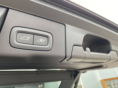 Voitures D'0Km À Toulouse | Volvo Xc60 T6 Awd Hybride Rechargeable 253 Ch+145 Ch Geartronic 8 Ul...