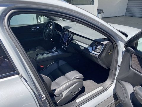 Voitures D'occasion À Labège | Volvo V60 Ii B4 Awd 197 Ch Geartronic 8 Cross Country Pro 5P