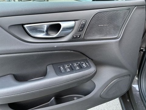 Voitures D'occasion À Lescar | Volvo V60 B4 197 Ch Dct7 Ultra Style Dark 4P