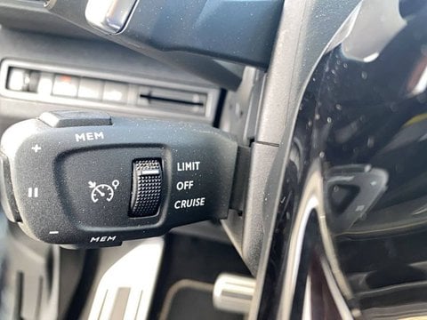 Voitures D'occasion À Muret | Peugeot 3008 Ii Puretech 130Ch S&S Eat8 Roadtrip 5P
