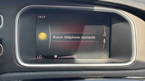 Voitures D'occasion À Toulouse | Volvo V40 D2 Adblue 120 Ch Geartronic 6 Momentum 5P