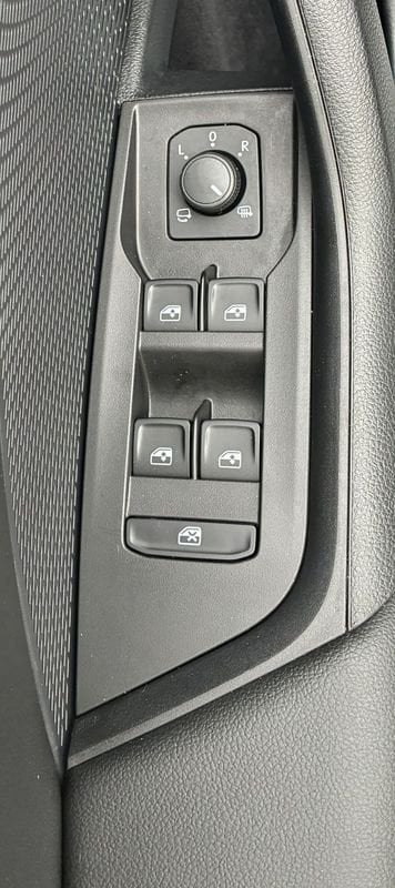 Voitures D'occasion À Lescar | Škoda Octavia Combi 2.0 Tdi 150 Ch Scr Dsg7 Selection 5P