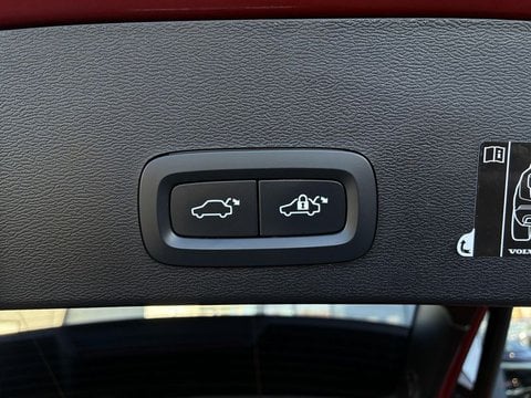 Voitures D'occasion À Lescar | Volvo Xc40 T3 163 Ch Geartronic 8 R-Design 5P