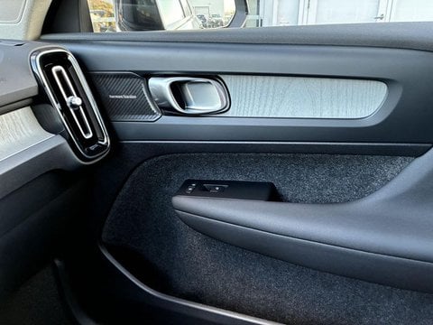 Voitures D'0Km À Lescar | Volvo Xc40 B3 163 Ch Dct7 Lounge Edition 5P