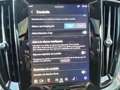 Voitures D'occasion À Lescar | Volvo V60 B4 197 Ch Dct7 Ultra Style Dark 4P
