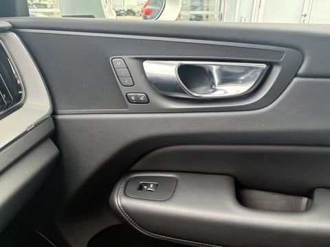 Voitures D'occasion À Lescar | Volvo Xc60 T6 Awd Hybride Rechargeable 253 Ch+145 Ch Geartronic 8...