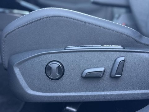 Voitures D'0Km À Lescar | Volkswagen Golf Viii 1.5 Ehybrid 204 Dsg6 Style 5P