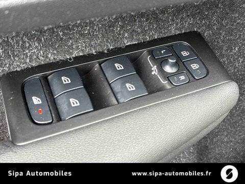 Voitures D'occasion À Mérignac | Volvo Xc40 B4 Awd 197 Ch Geartronic 8 Momentum 5P
