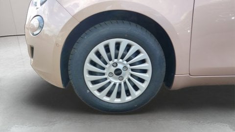 Voitures D'occasion À Le Bouscat | Fiat 500 E 95 Ch Nouvelle 3P