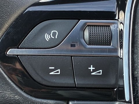 Voitures D'occasion À Lescar | Peugeot 3008 Bluehdi 130Ch S&S Eat8 Allure Pack 5P