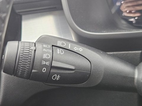 Voitures D'occasion À Saint Avit | Volvo Xc40 B3 163 Ch Dct7 Black Edition 5P