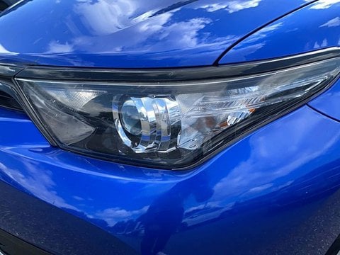 Voitures D'occasion À Muret | Toyota Auris Ii Touring Sports Hybride 136H Collection 5P