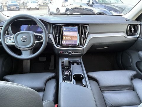 Voitures D'occasion À Lescar | Volvo V60 B4 197 Ch Dct7 Ultra Style Dark 4P