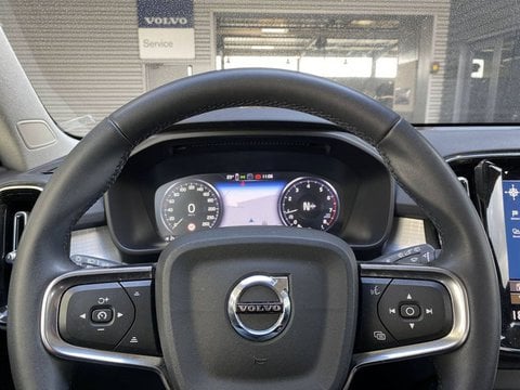Voitures D'occasion À Labège | Volvo Xc40 T2 129 Ch Momentum Business 5P