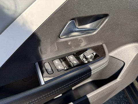 Voitures D'occasion À Muret | Opel Astra L Hybrid 180 Ch Bva8 Elegance Business 5P