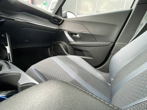 Voitures D'occasion À Pau | Peugeot 2008 Ii Puretech 130 S&S Bvm6 Allure 5P