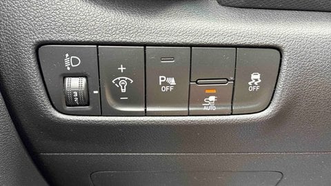 Voitures D'occasion À Villenave-D'ornon | Hyundai Kona Electrique 39 Kwh - 136 Ch Intuitive 5P