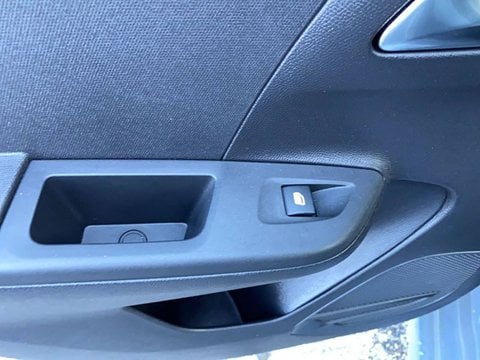 Voitures D'occasion À Muret | Opel Corsa F 1.2 75 Ch Bvm5 5P