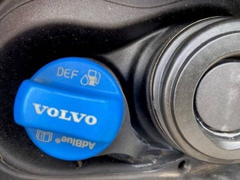 Voitures D'occasion À Saint Avit | Volvo Xc40 D3 A Dblue150 Ch Geartronic 8 Momentum 5P