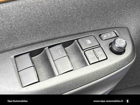 Voitures D'occasion À Mérignac | Toyota Yaris Cross Hybride 116H Awd-I Trail 5P