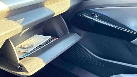 Voitures D'occasion À Lescar | Volkswagen Id.4 149 Ch Pure Business 5P