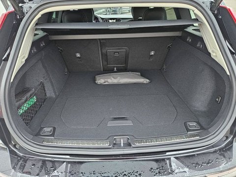 Voitures D'0Km À Saint Avit | Volvo V60 B4 197 Ch Dct7 Ultra Style Dark 4P