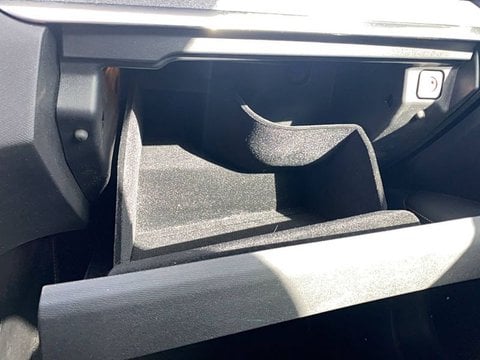Voitures D'occasion À Muret | Peugeot 3008 Ii Puretech 130Ch S&S Eat8 Roadtrip 5P