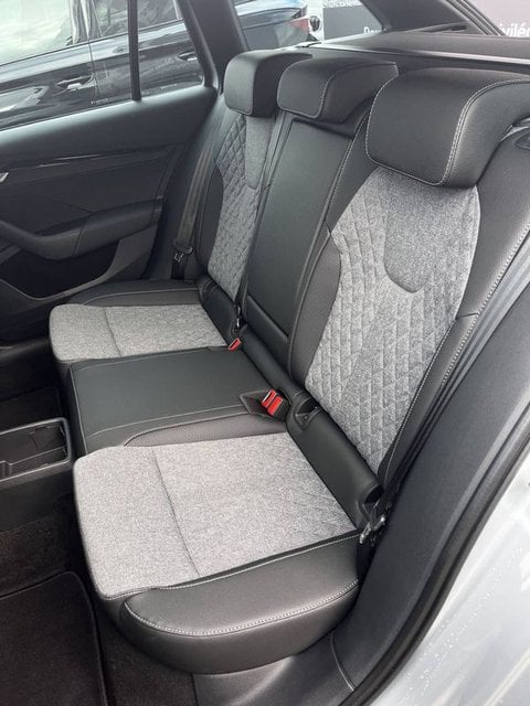 Voitures D'0Km À Lescar | Škoda Octavia Iv Combi 2.0 Tdi 150 Ch Scr Dsg7 Sportline 5P