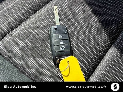Voitures D'occasion À Lescar | Kia Stonic 1.0 T-Gdi 120 Ch Mhev Ibvm6 Launch Edition 5P