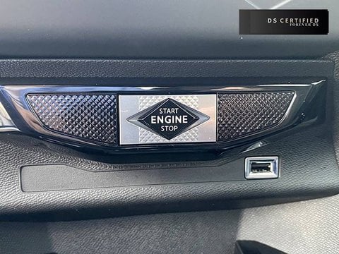 Voitures D'occasion À Lescar | Ds Ds 3 Crossback Puretech 130 S&S Eat8 Business 5P