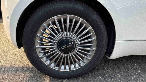 Voitures D'occasion À Dax | Fiat 500 Iii Electrique E 118 Ch Nouvelle 3P
