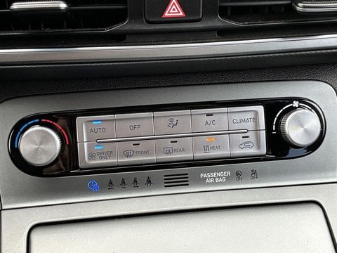 Voitures D'occasion À Le Bouscat | Hyundai Kona Electrique 39 Kwh - 136 Ch Intuitive 5P