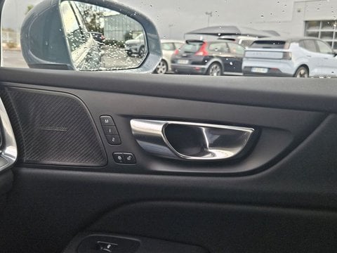 Voitures D'occasion À Saint Avit | Volvo V60 B4 197 Ch Geartronic 8 Plus 5P