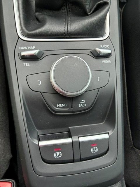 Voitures D'occasion À Saint Avit | Audi Q2 35 Tfsi Cod 150 Bvm6 Design Luxe 5P